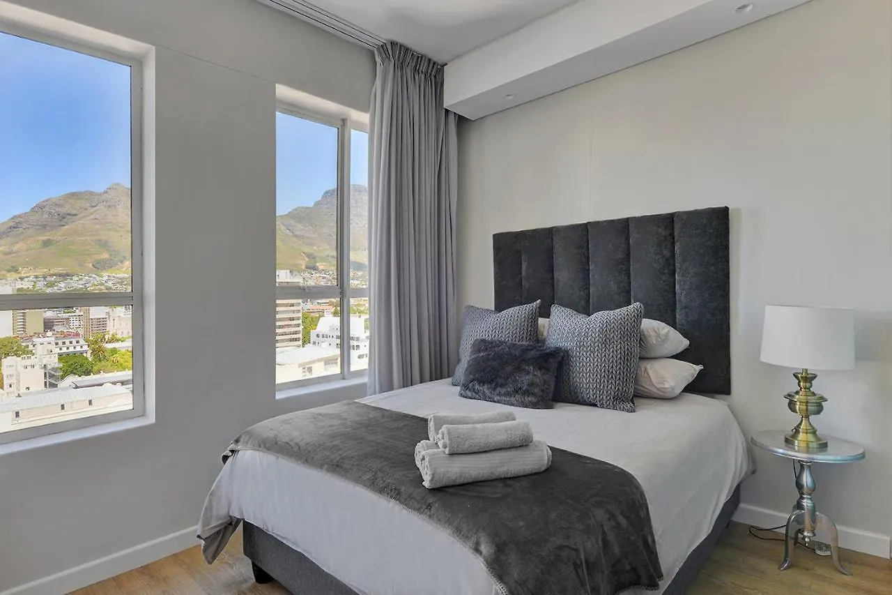 Ava - Luxurious Apt With City & Table Mountain Views Kapstadt