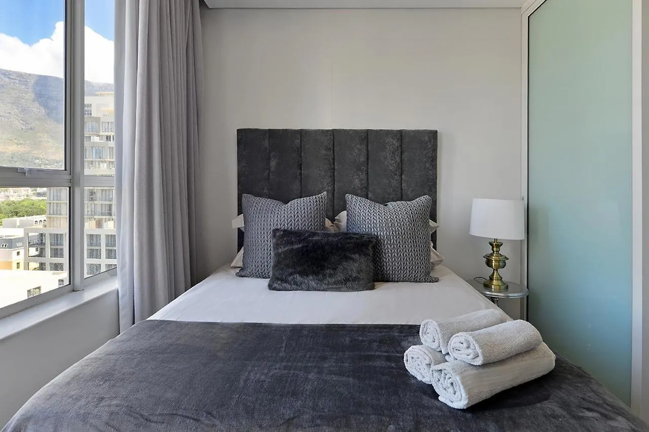 Ava - Luxurious Apt With City & Table Mountain Views Kapstadt Apartment