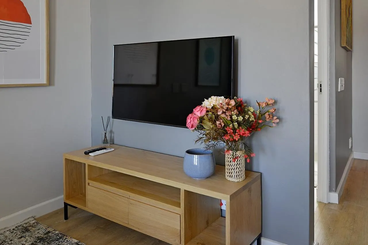 Ava - Luxurious Apt With City & Table Mountain Views Kapstadt 0*,  Südafrika